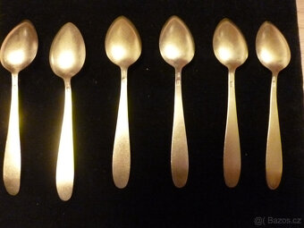 SADA STARÝCH STŘÍBRNÝCH LŽIČEK - 2