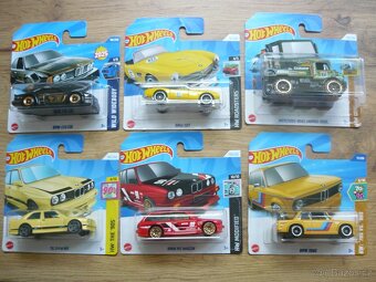 AUTÍČKA HOT WHEELS - 2