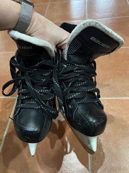 Zimní brusle Bauer vel 36 - 2