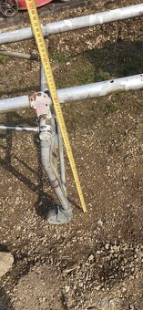 Prodám kovový vozík na kolečkách - 2