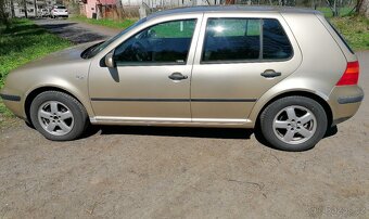 VW Golf - 2