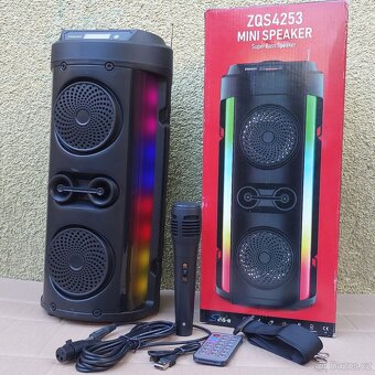 Solární bluetooth reproduktor 16W, výška 40 cm, mikrofon, dá - 2