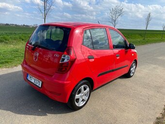 Hyundai I10 1,1 i 50kw style 2013 klimatizace - 2