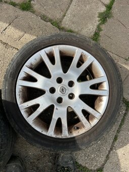 225/45/R17  Renault Laguna 2 - 2