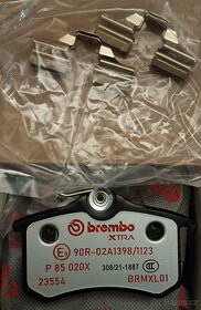 Brzdové destičky Brembo P 85 020X - 2