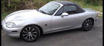 Mazda mx-5 Miata kabriolet TOP STAV - 2