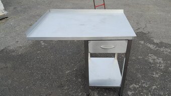 Nerezový atypický stůl se zásuvkou 109(107)x71(80)x90 cm - 2