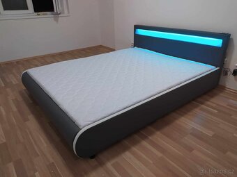 Postel dizajnová z eco kůže s led osvětlením - 2