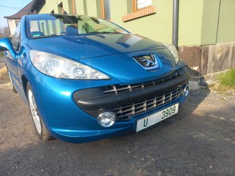 Peugeot 207 CC - 2