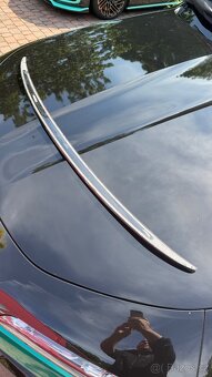 Bmw G70 zadní originální spoiler černý - 2