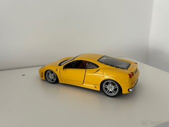 Ferrari F430 1/24 BBurago - 2