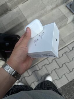 AirPods Pro - 2