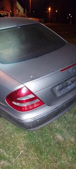 Mercedes  Benz e320cdi prodám veškeré díly - 2