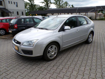 Ford Focus 1,6 i16V GHIA,KLIMA-HNED ODJÍŽDÍTE - 2
