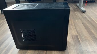 Počítačová skříň Cooler Master N200 - 2