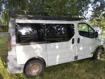 Opel VIVARO 2.5 DTI - 2
