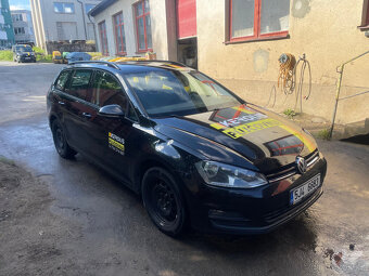 Volkswagen Golf VII Variant 1.6tdi - 2