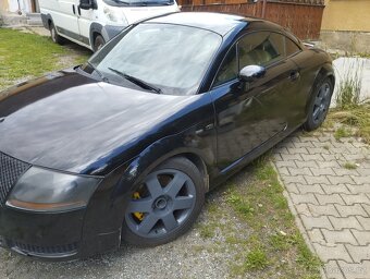 Audi tt 1,8t 132kw - 2