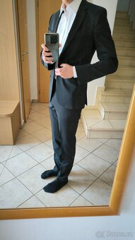 Pánský oblek HugoBoss (vel. 44) - 100% VLNA - 2