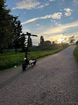 Prodávám elektrokolobeřku kukirin g2 master - 2