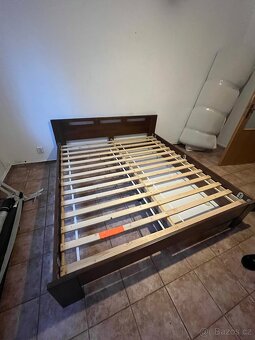 Postel 200x200 - 2