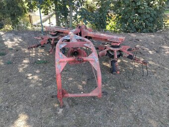 Prodám shrnovač-nahrabovač  sena - 2