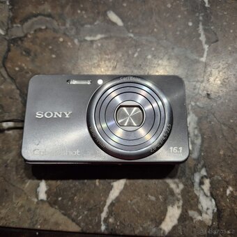 Digitální fotoaparát Sony DSC-W570 - 2