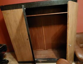 Prvorepubliková šatní skříň - 2