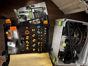 Horní frézka Festool OF 2200 EB SET + 41 kusů fréz - 2