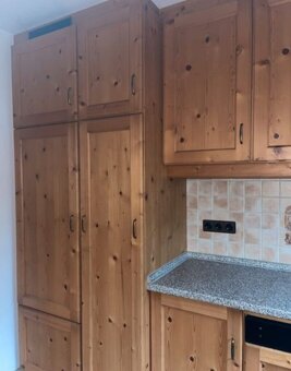 Borovicová kuchyňská linka se spotřebiči,5768 - 2