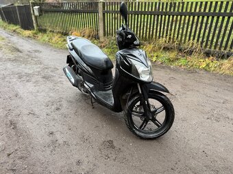 Skútr SYM 125 - 2