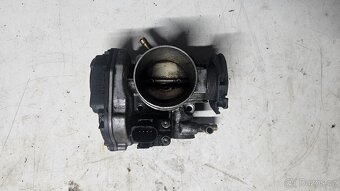 Škrticí klapka 1.6 74kw SR - 2