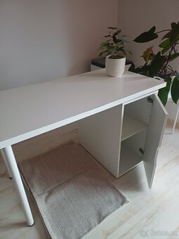 Pracovní stůl Ikea - 2