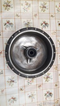 střed předního kola Jawa - 2