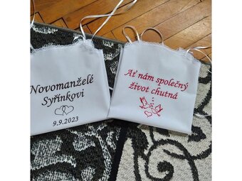Vyšívaný svatební bryndák - 2