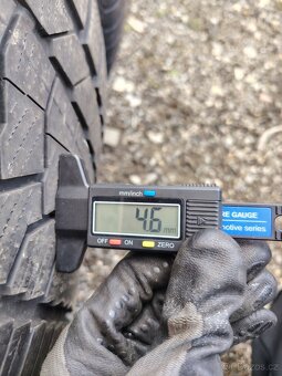 2ks zimních pneu Pirelli 325/35 R22 - 2