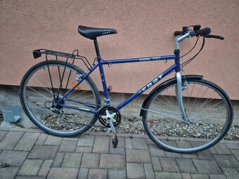 Trekingové kolo FORT - 2