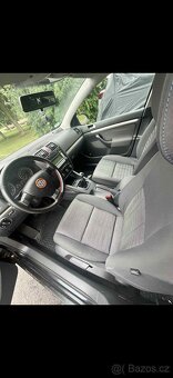 Volkswagen Golf 5 - 2
