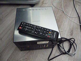 Mikrosystém Samsung MM-E330D - 2