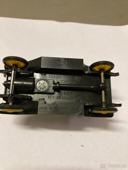 modely aut 10 - 2