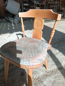 Staré dřevěné židle - 2