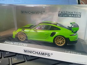 Porsche 911 GT2 RS 2018 - minichamps - 2