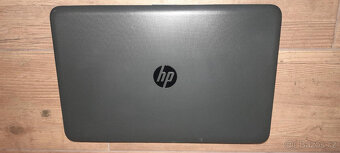 Prodám notebook HP 250G-jako nový - 2