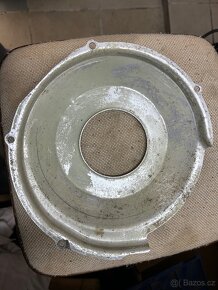 Prodám kryt ventilátoru motoru Piaggio Vespa Faro Basso - 2