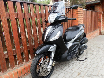 Piaggio Beverly 350 sport touring ABS ASR (2016) - 2