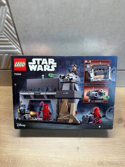 LEGO Star Wars 75386 Paz Vizsla and Moff Gideon Battle - 2