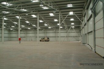 Pronájem komerčních prostor, 2 100 m2, ul. Čs. armády, Bohum - 2