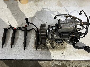 Rotační vstřikovací čerpado Bosch Octavia 1 1.9Tdi 81KW - 2