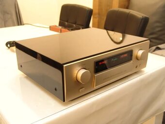Accuphase C-2810 + AD-2800 Phono Equalizer + RC - 2
