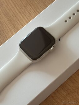 Apple Watch SE 2 - 2